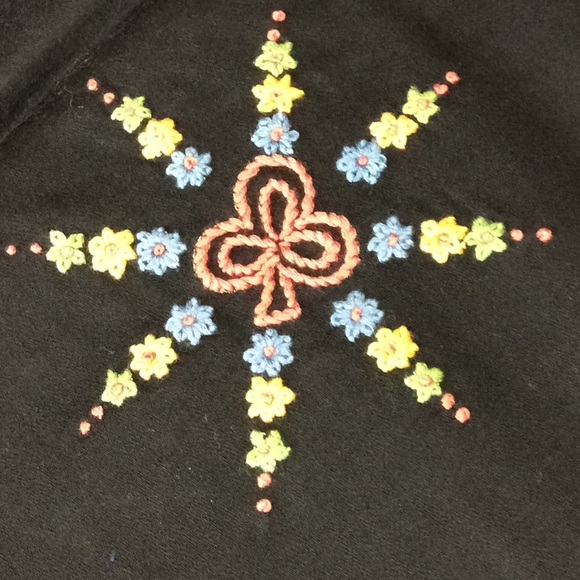 FINAL SALE PRICE Black Embroidered Bridge TCloth w/Ties - Picture 2 of 5